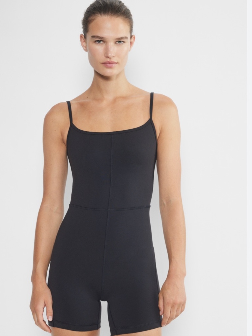 Aritzia Life Divinity 5” Romper size Small